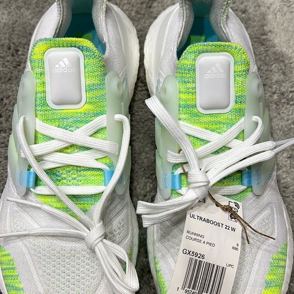 Adidas Ultraboost 22 Sneakers. Brand new with tags. - Picture 10 of 12